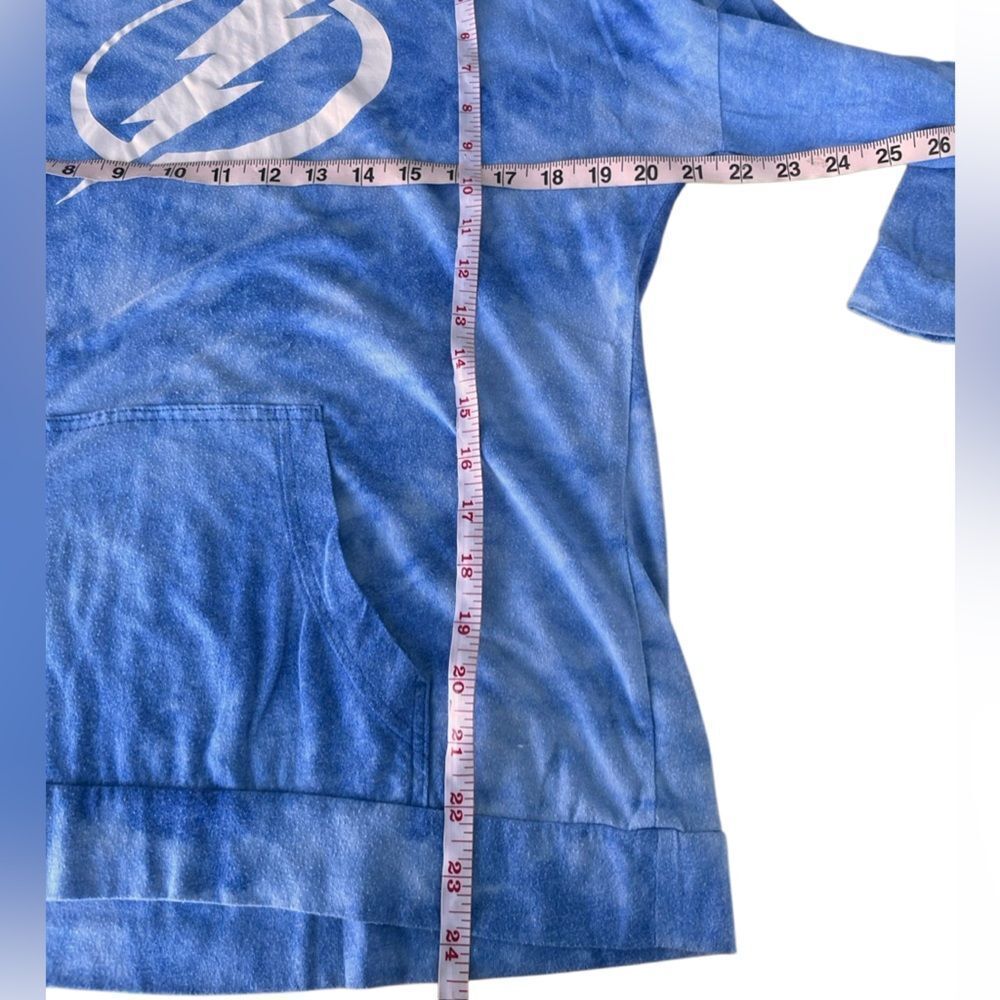 Tampa Bay Lightning Tie-Dye Hoodie Women’s Medium NHL Fan Gear - Picture 6 of 9